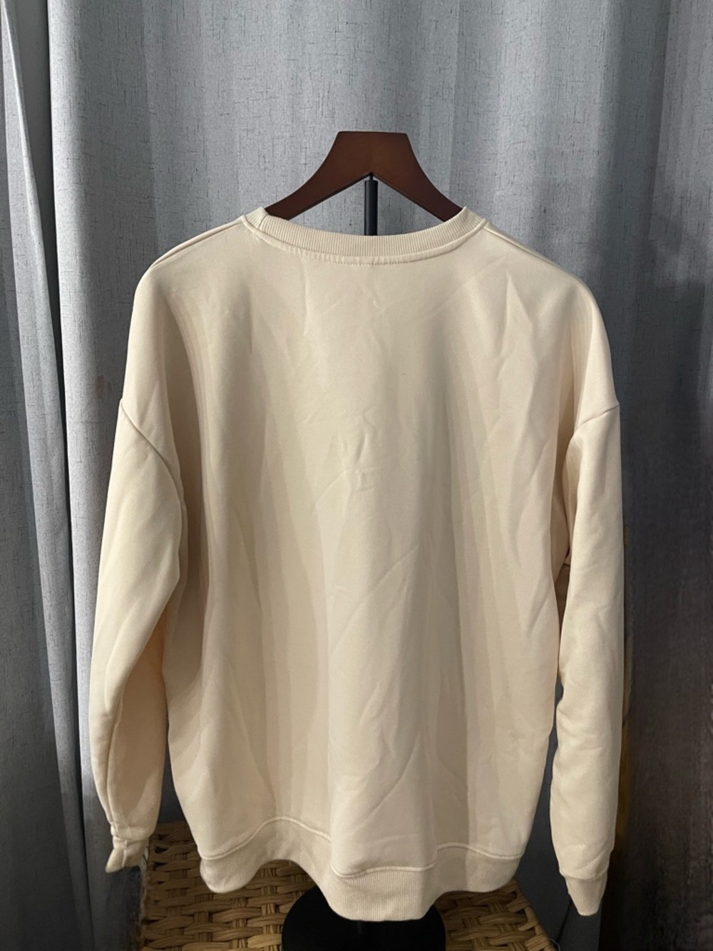 Ivory Leopard Heart Graphic Sweatshirt - Picture 4 of 5